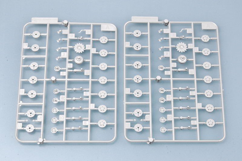 Trumpeter 07227 Russie JS-3 CHAR (1/72) – immagine 11