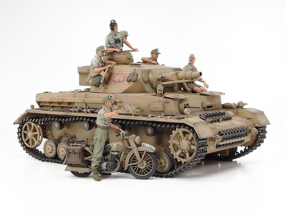 Tamiya 25208 Panzerkampfwagen IV Ausf F. &amp;amp; Moto Afrique du Nord 1/35