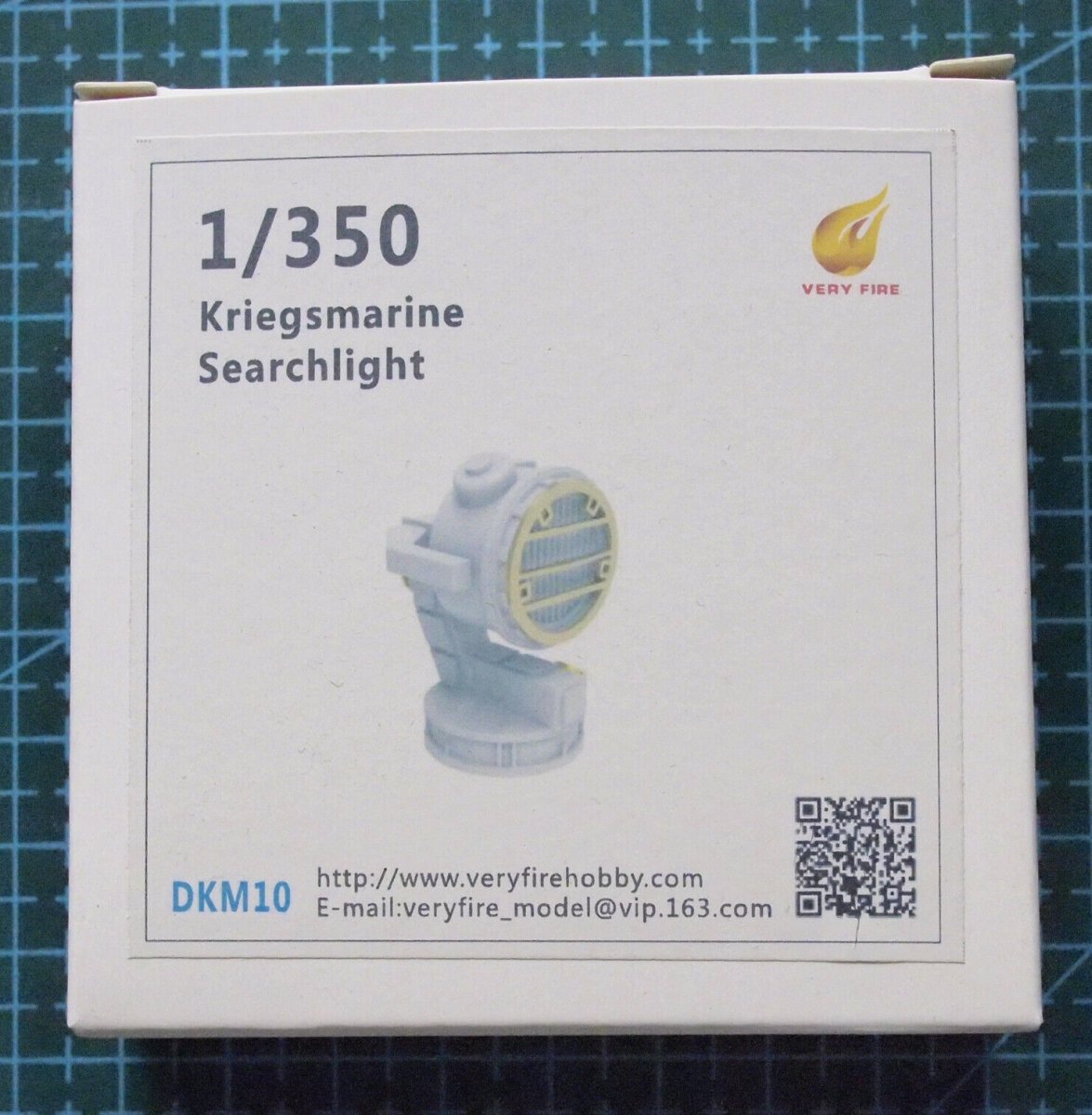 Projecteur de recherche Very Fire DKM10 Kriegsmarine (6 jeux) 1/350