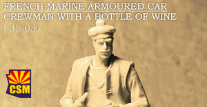 Modèle réduit Copper State Models F35-037 : Membre d&amp;#39;équipage d&amp;#39;un véhicule blindé de la marine française avec une bouteille de vin, échelle 1/35