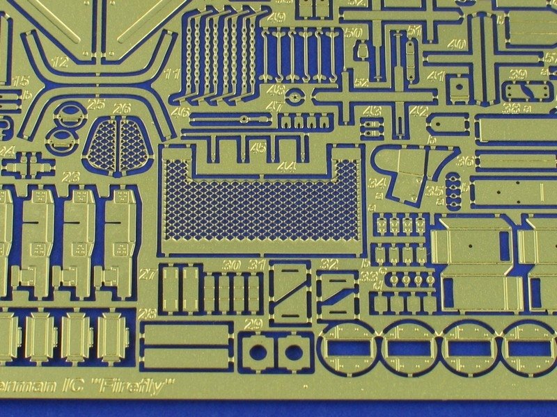 Aber 48038 Char britannique Sherman IC Firefly Tamiya au 1/48 – image 6