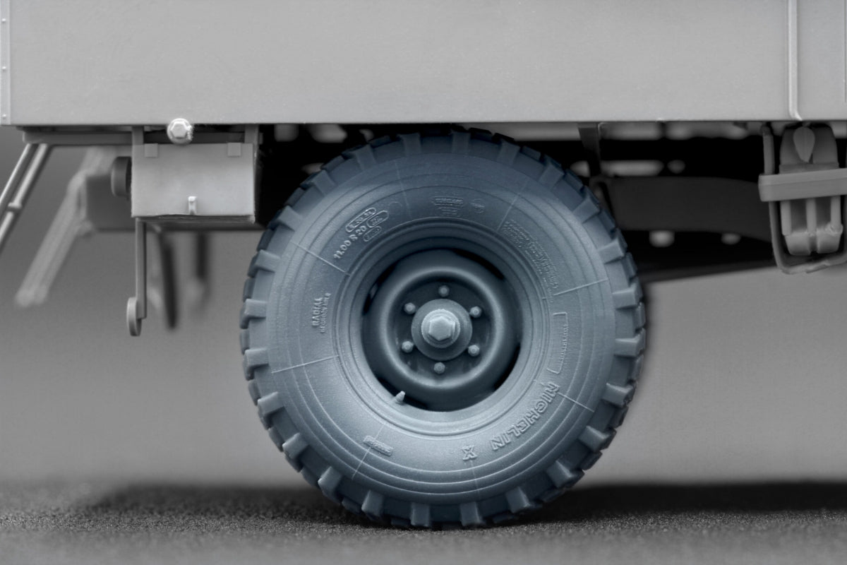 ScaleX WM 35023 Unimog 404 11.0R20 XOrdinary v2 Ordinary wheel set (for AK-Interactive, ICM, Revell) 1/35