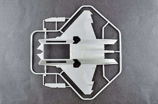 J&amp;#39;adore le kit 62801 F-22A Raptor au 1/48 – Bild 6