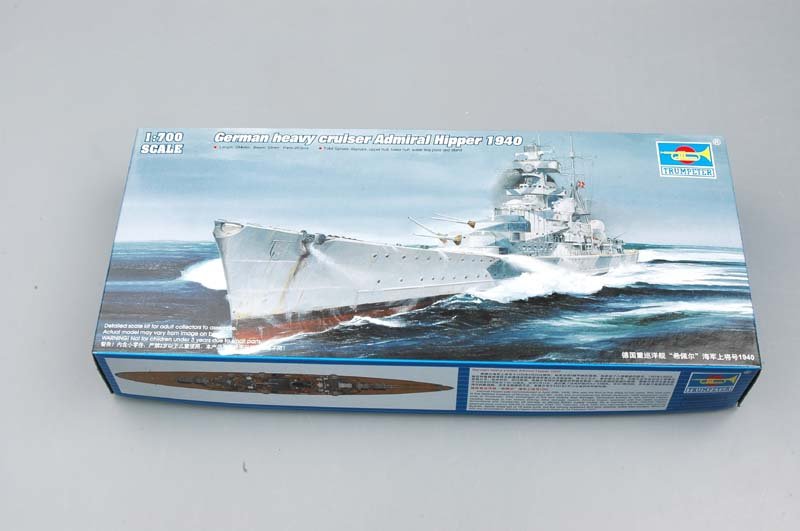 Trumpeter 05775 Croiseur allemand Admiral Hipper (1940) 1/700 – image 2