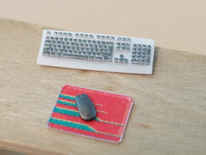 Point of no Return 3524057 PC avec écran, clavier, souris et décalcomanies / PC avec écran, clavier, souris et décalcomanies 1/35 – immagine 3