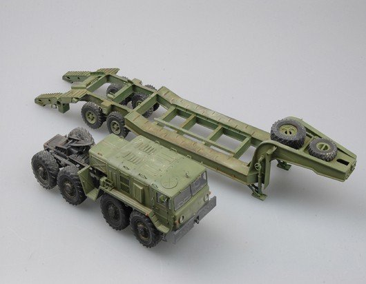 Trumpeter 00212 MAZ-537G Type de production tardive avec semi-remorque MAZ/ChMZAP-5247G (1/35) – Bild 6