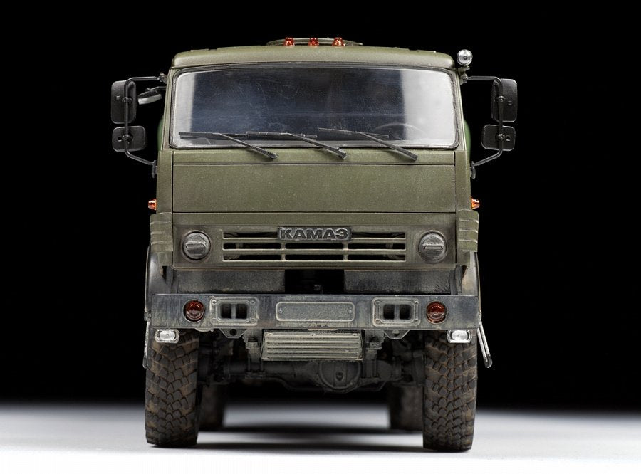 Camion russe à trois essieux Zvezda 3697 K-5350 « MUSTANG » 1/35 – immagine 7