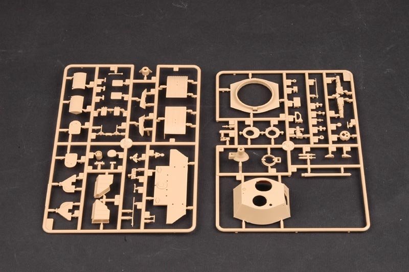 Hobby Boss 82460 Char de reconnaissance allemand VK 1602 Leopard (1/35) – image 6