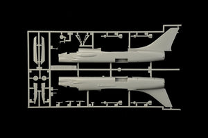 Italeri 1456 F-8E Crusader 1/72 – immagine 4