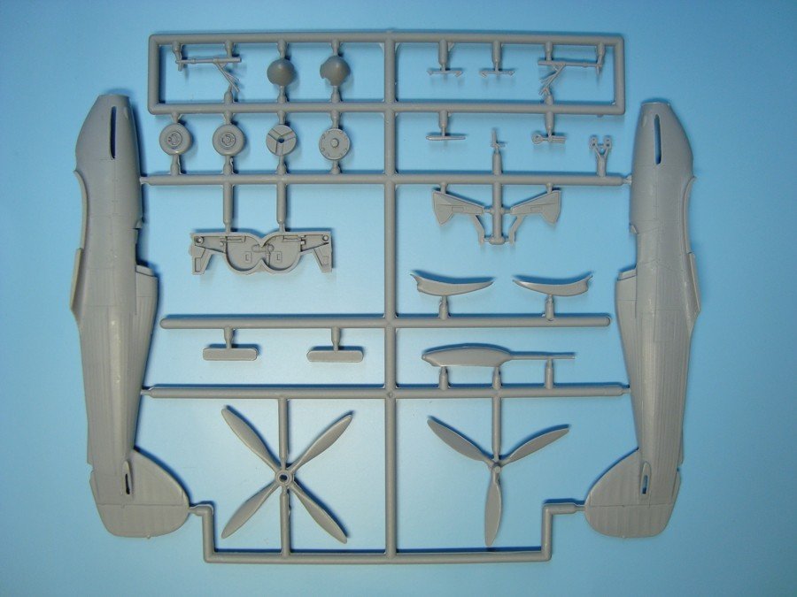 AZ Modèle AZ7325 Hawker Hurricane Mk.V (1/72) – Bild 7