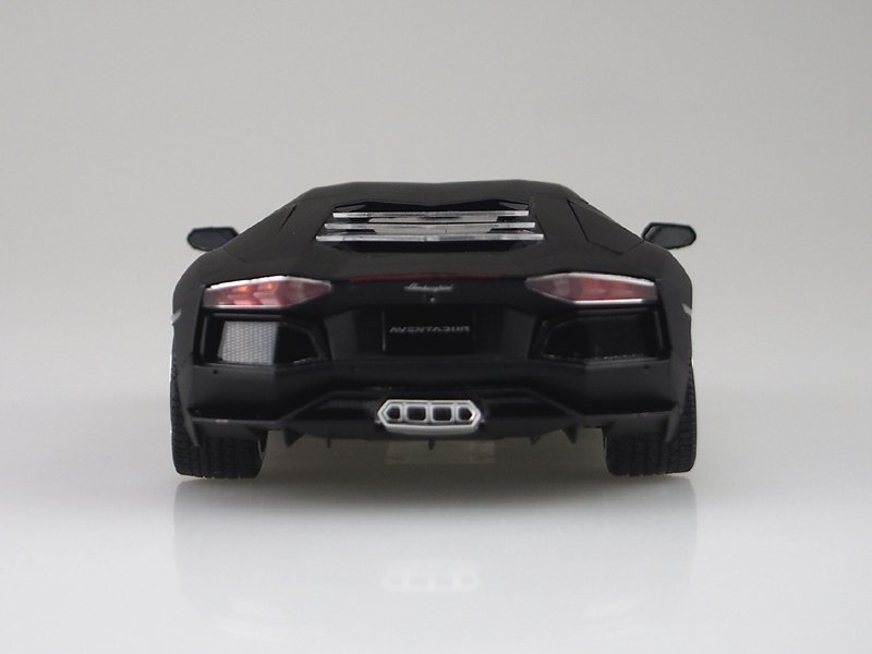 Aoshima 02738 Lamborghini Aventador LP700-4 Noir mat (1/24) – image 6