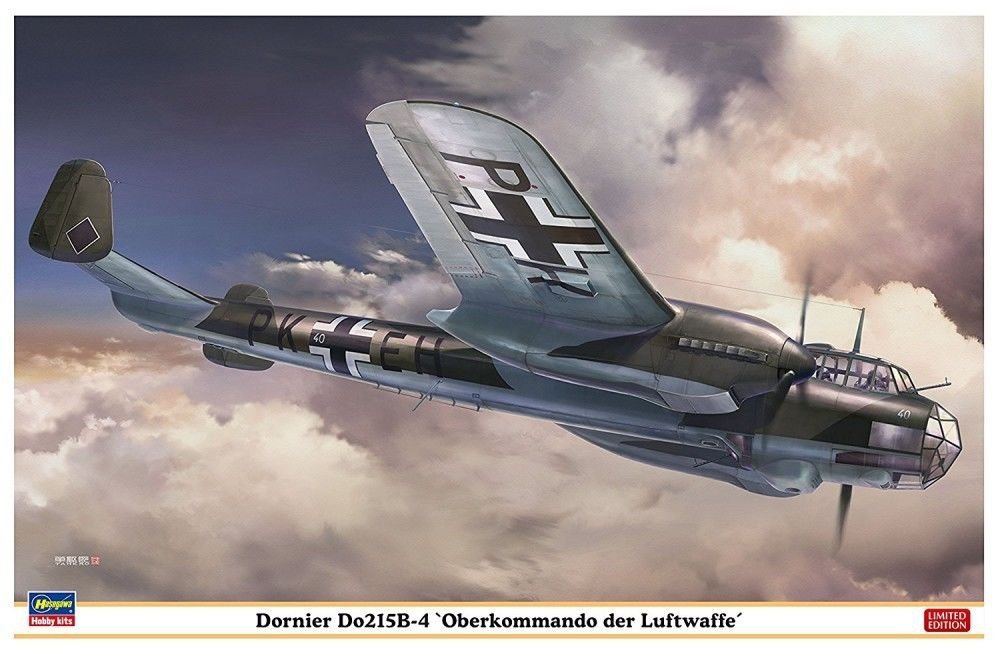 Hasegawa 07443 Dornier Do215B-4 Oberkommando de la Wehrmacht 1/48