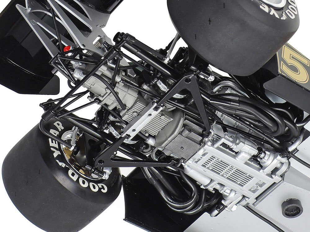 Tamiya 12037 Lotus type 78 (avec pièces photo-découpées) 1/12 – image 4