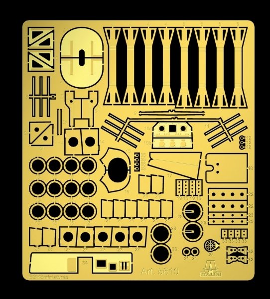 Italeri 5610 VTT britannique Vosper (1/35) – image 14