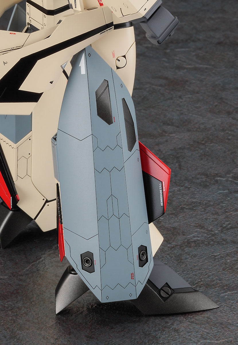 Hasegawa 65733 YF-19 Battroid Macross Plus 1/72 – zdjęcie 11