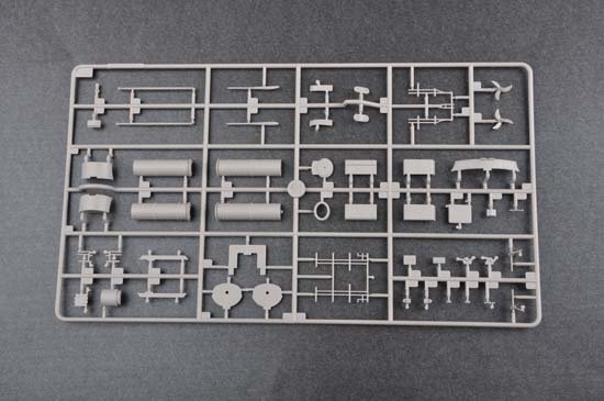 Trumpeter 05337 Cuirassé Tsesarevich de la marine russe 1917 (1/350) – immagine 10