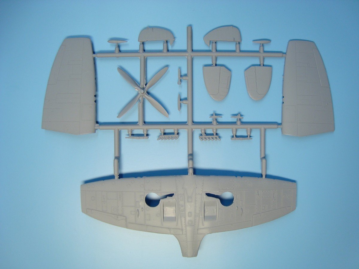 AZ Model AZ7380 Spitfire Mk.VIII RAAF 1/72 – zdjęcie 7