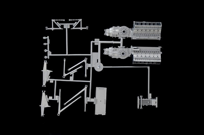 Italeri 4704 ALFA ROMEO 179-179C (1/12) – image 30