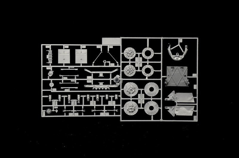Italeri 4704 ALFA ROMEO 179-179C (1/12) – image 23