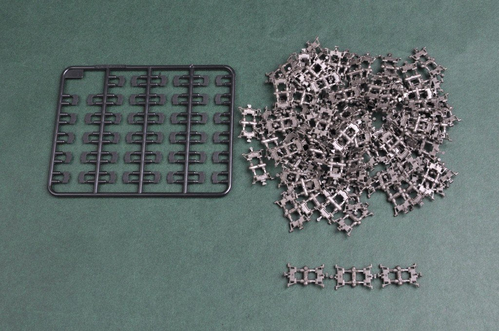 Hobby Boss 82474 CV90-40 VCI suédois (1/35) – immagine 9