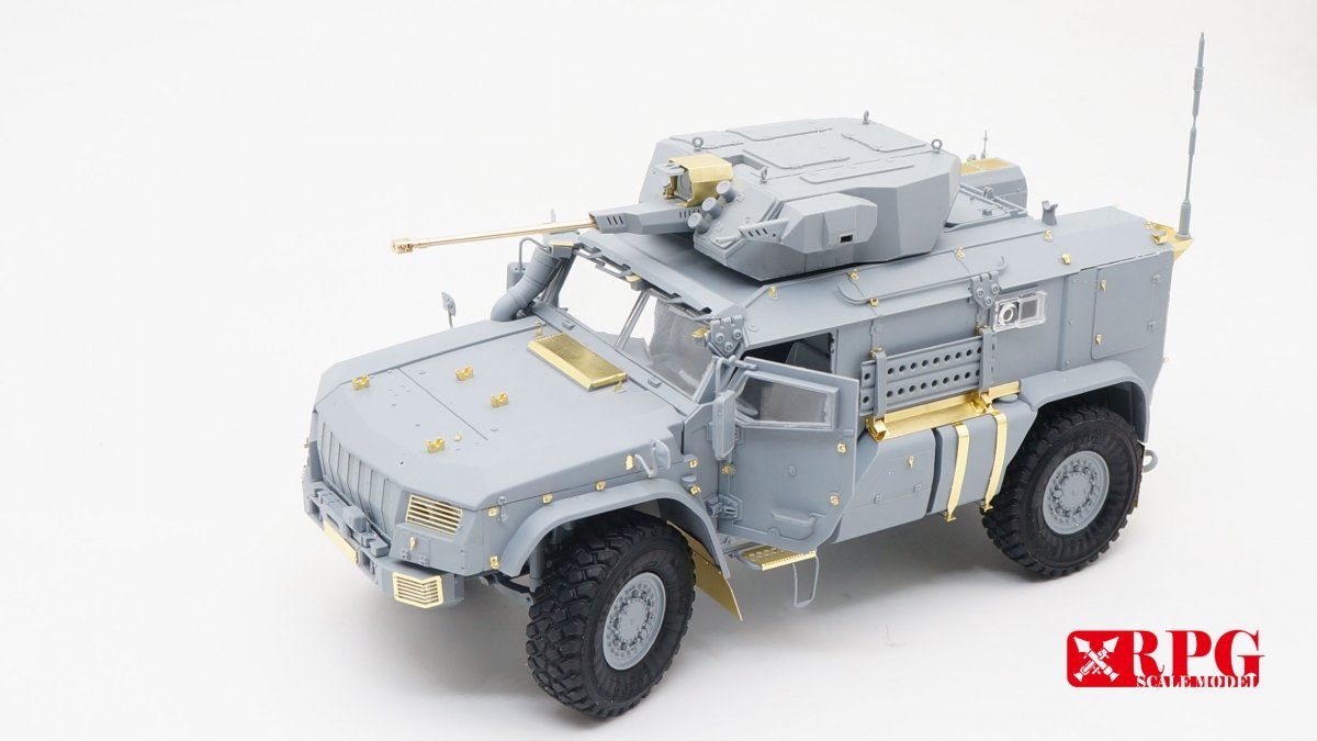 RPG Modèle 35002 KAMAZ K-4386 Typhoon-VDV avec système de canon 2A42 de 30 mm 1/35 – Bild 3