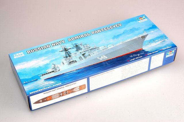 Trumpeter 04516 DESTROYER DE CLASSE UDALOY DE LA MARINE RUSSE AMIRAL PANTELEYEV 1/350 – immagine 2