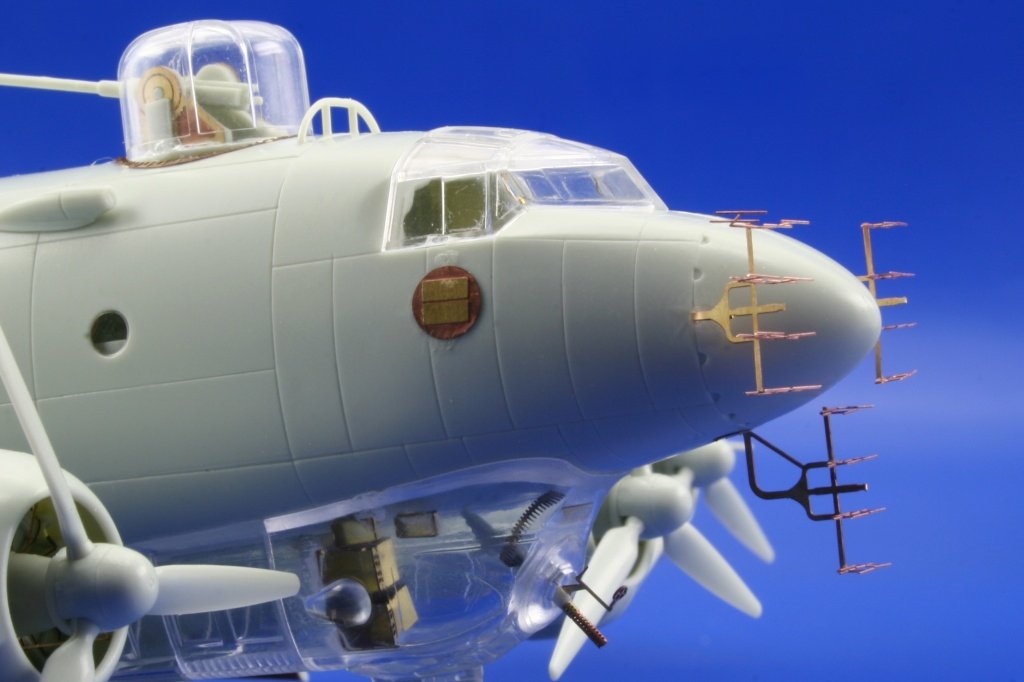 Eduard 72463 Fw 200C Condor extérieur 1/72 REVELL – image 2
