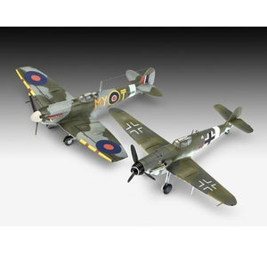 Revell 63710 Coffret de combat Messerschmitt Bf109G-10 et Spitfire Mk.V 1/72