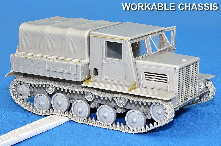 Miniart 35052 Tracteur d&amp;#39;artillerie soviétique Ya-12, première production (1/35) – image 10