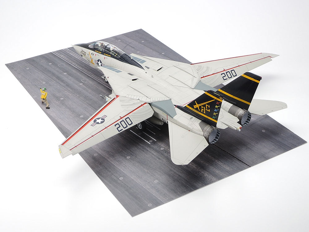 Tamiya 61122 Grumman F-14A Tomcat (modèle récent) Coffret de lancement sur porte-avions 1/48 – image 5