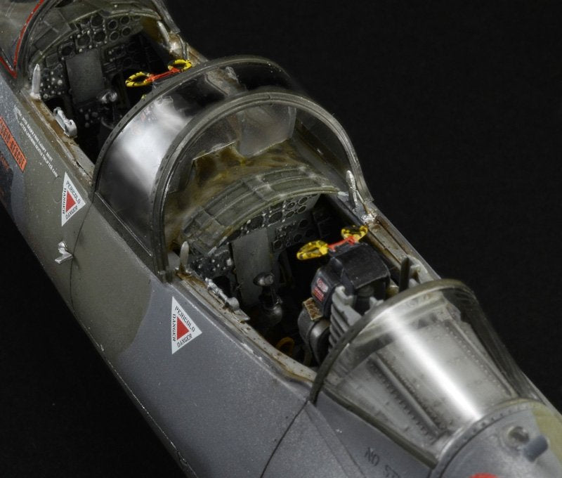 Italeri 2509 TF-104 G Starfighter 1/32 – image 3