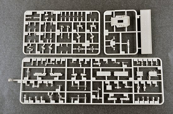 Trumpeter 06719 Frégate HMS TYPE 23 - Kent (F78) 1/700 – immagine 3