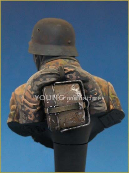 Young Miniatures YM1810 Waffen SS allemand Ardennes 1944(II) 1/10 – immagine 3