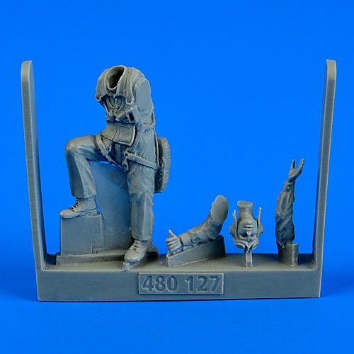 Aerobonus 480127 Pilote de l'US Navy Seconde Guerre mondiale - Théâtre du Pacifique 1/48 