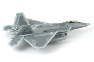 Revell 04386 Lockheed F-22 « Raptor » (1/72) – image 2