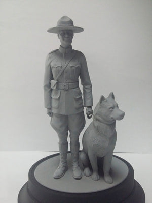 ICM 16008 Gendarmerie féminine de la GRC avec chien (1/16) – image 2
