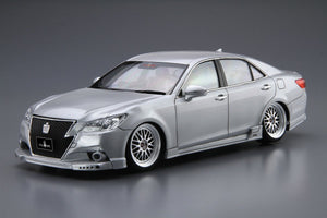Aoshima 00856 VLENE GRS214 CROWN ATHLÈTE G &amp;#39;12 (TOYOTA) 1/24 – immagine 3