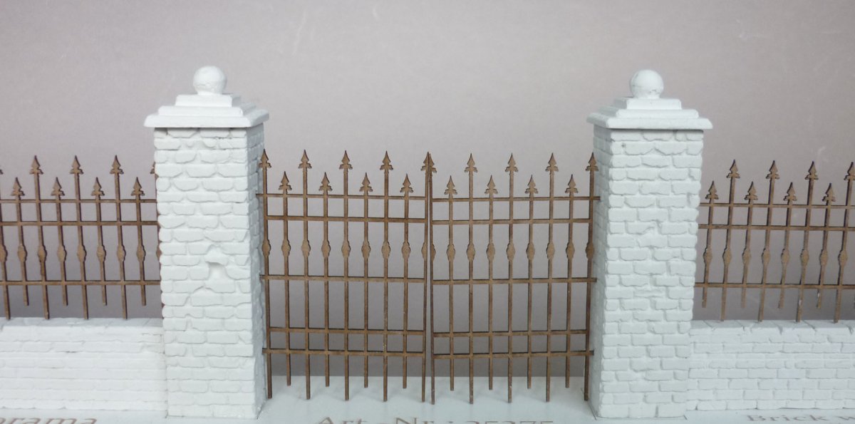 RT-Diorama 35275 Mur de briques avec clôture 1/35 – image 4