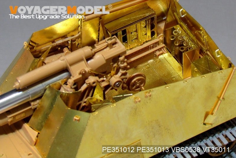 Maquette Voyager PE351013 Plaque de blindage/ailes pour Sd.Kfz.165 Hummel allemand de la Seconde Guerre mondiale, compatible avec la maquette TAMIYA 35367 au 1/35 – Bild 3