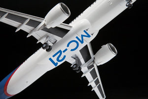 Zvezda 7033 IRKUT MS-21 Avion de ligne 1/44 – Bild 4