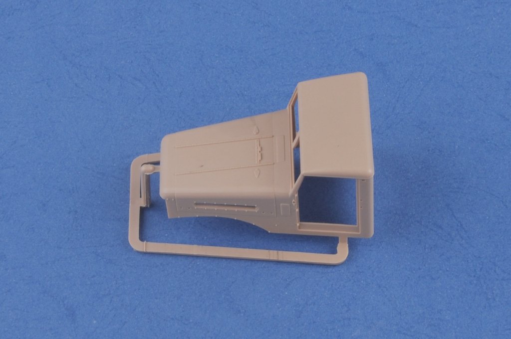 Hobby Boss 83801 US Blanc 666 Cargo Hard Top (1/35) – Bild 6