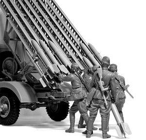 ICM 35648 Équipage du véhicule lance-roquettes multiple soviétique BM-13-16 de la Seconde Guerre mondiale, échelle 1/35 – immagine 3