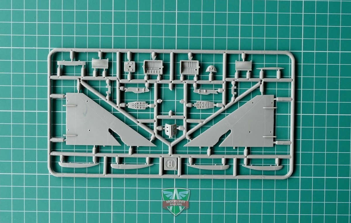 Modelsvit 72003 Analog A-144-1 (Prototype MiG21 n° 1) 1/72 – imagen 6