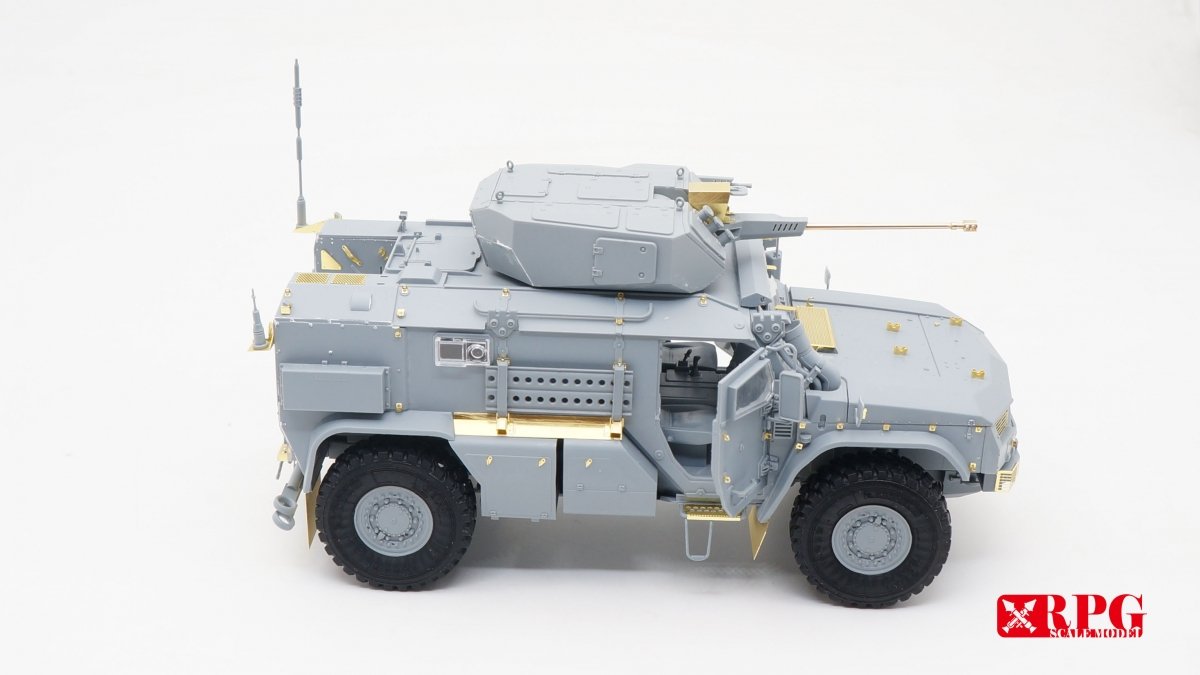 RPG Modèle 35002 KAMAZ K-4386 Typhoon-VDV avec système de canon 2A42 de 30 mm 1/35 – Bild 5