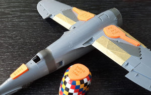 Omask 74816 Bouchons de puits de train d&amp;#39;atterrissage P-47 Thunderbolt (pour Tamiya) 1/48 – Bild 2