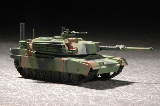 Trumpeter 07276 M1A1 Abrams MBT 1/72