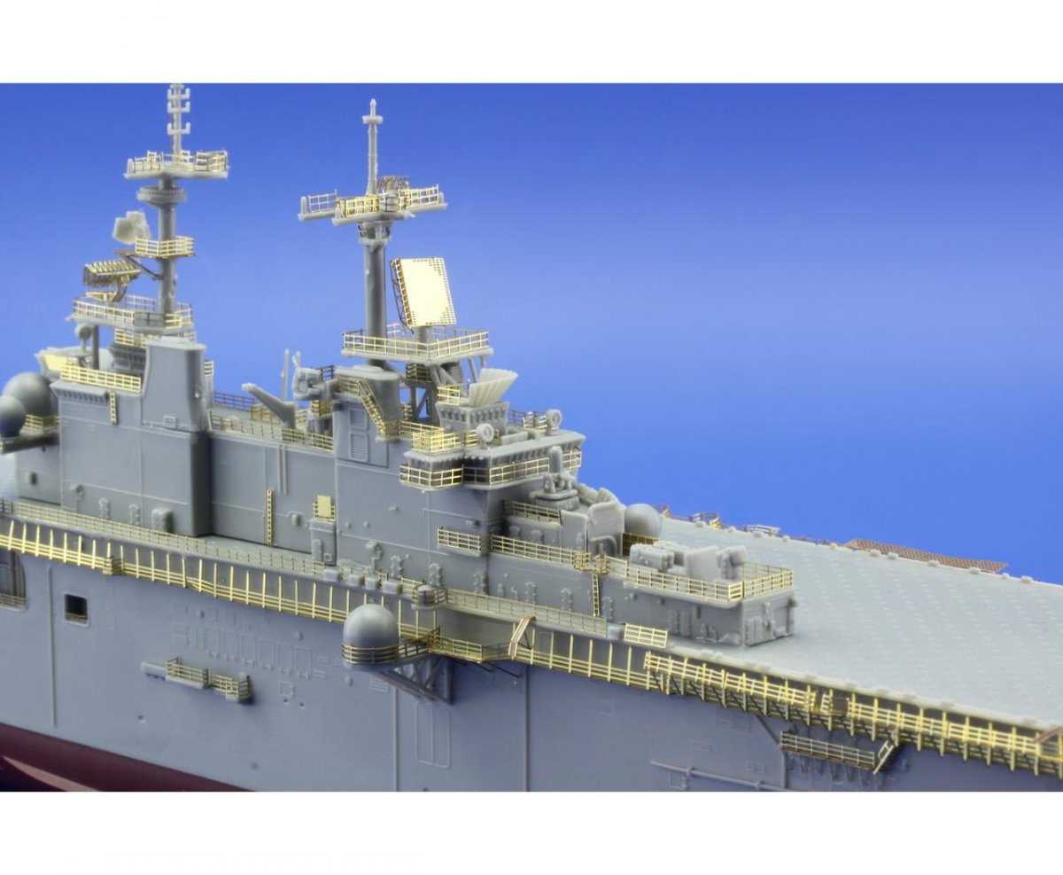 Eduard 17033 USS Wasp LHD-1 HOBBY BOSS 1/700 – image 5