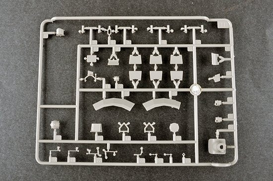 Trumpeter 09579 Char de combat principal russe T-80UE-1 au 1/35 – image 14