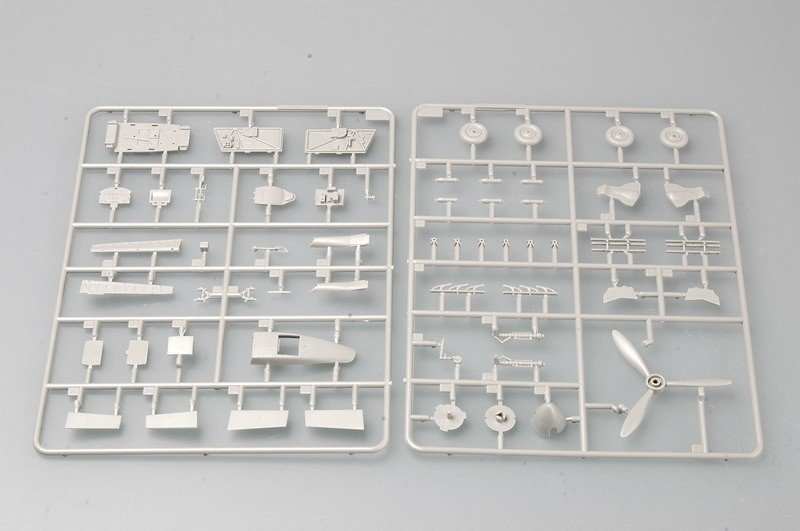Trumpeter 02830 Soviet MiG-3 Early Version 1/48 – zdjęcie 4