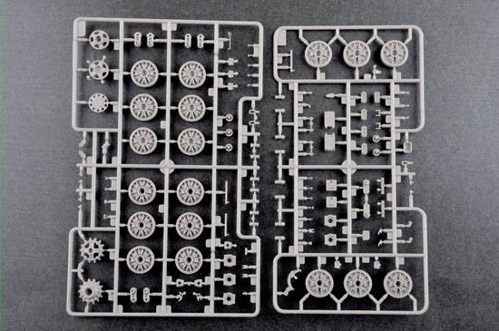Trumpeter 05599 Char de combat principal russe T-72B/B1 (avec blindage réactif Kontakt-1) (1/35) – image 13